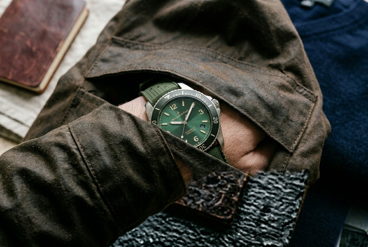 The Solent 40 Pine — lifestyle